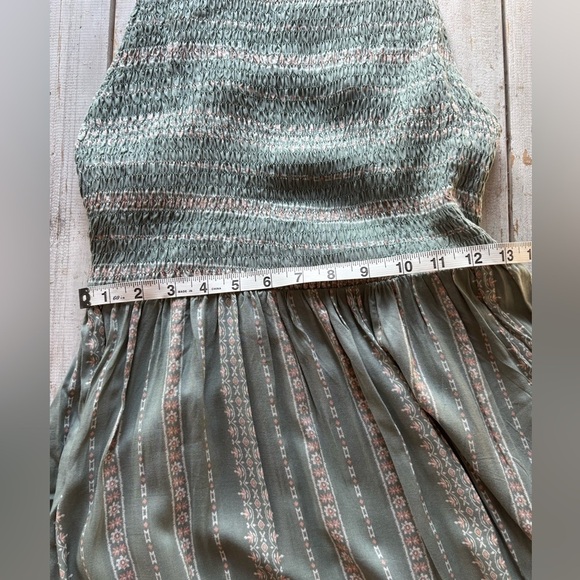 Bleuh Ciel | Smocked Floral Racerback Midi Dress | Size L - Picture 4 of 13